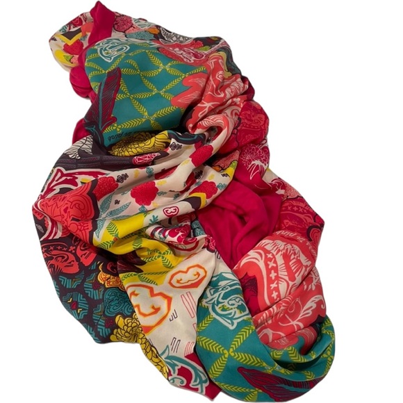 2012 Warriors in Pink Infinity Scarf. - Picture 1 of 5